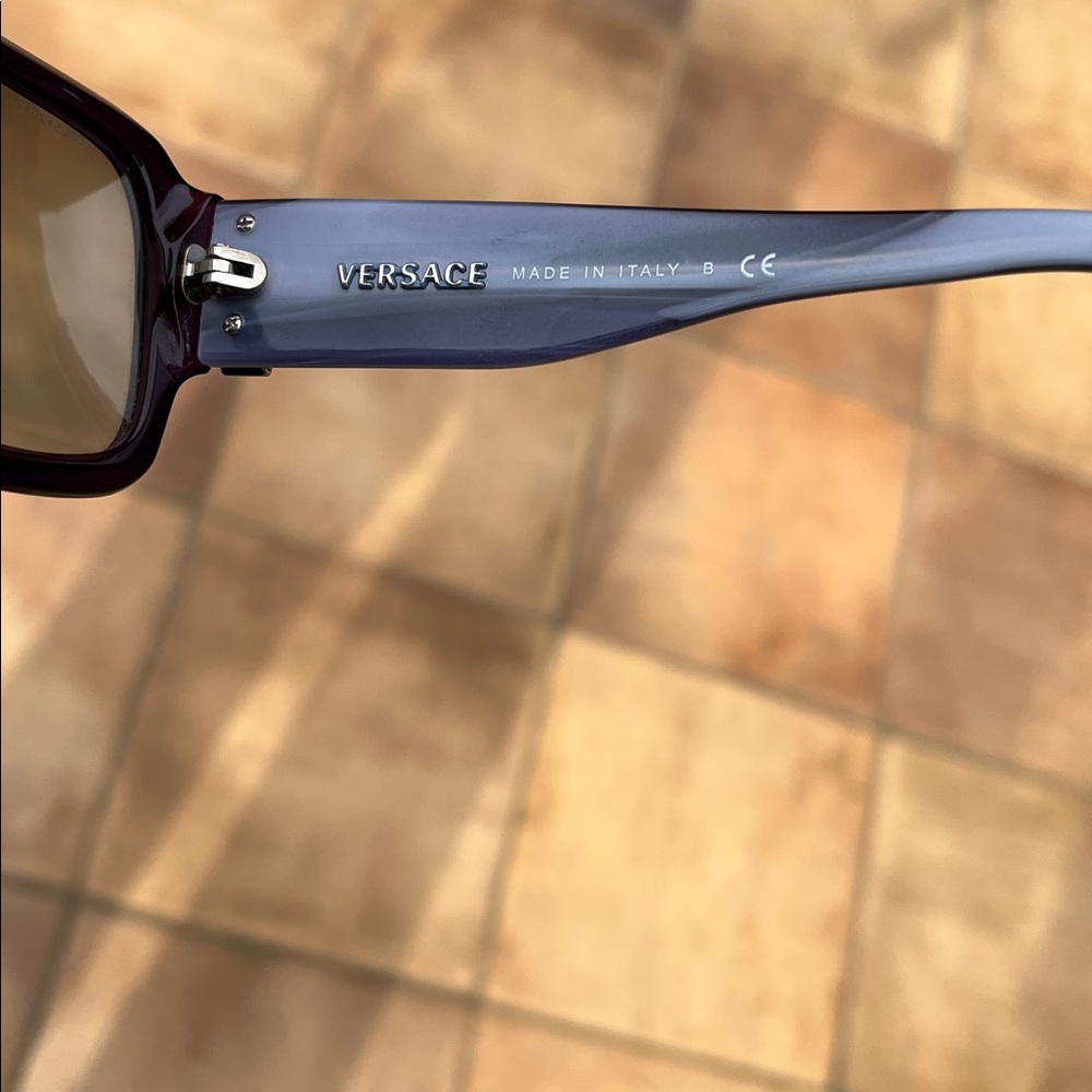 Versace Deep Purple Sunglasses - Picture 5 of 16